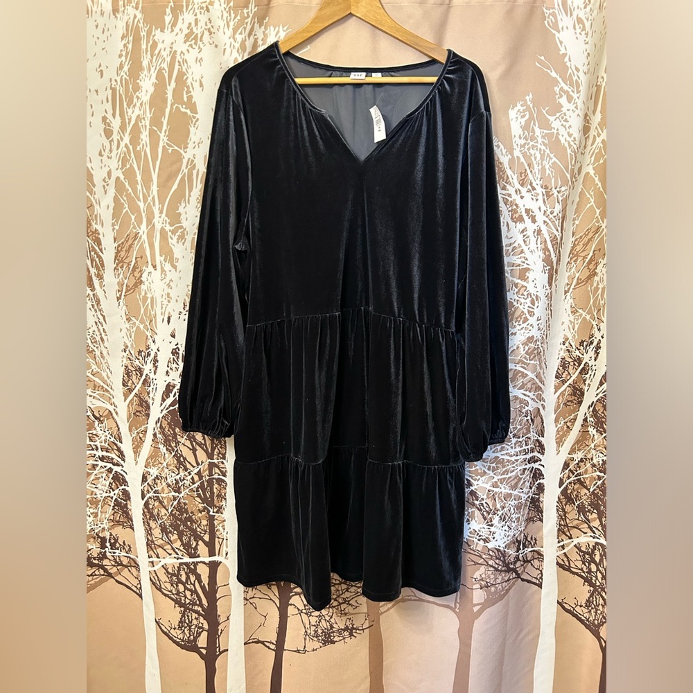 NWT GAP XL Tall Black Velvet Tiered V-Neck Long Sleeve Dress